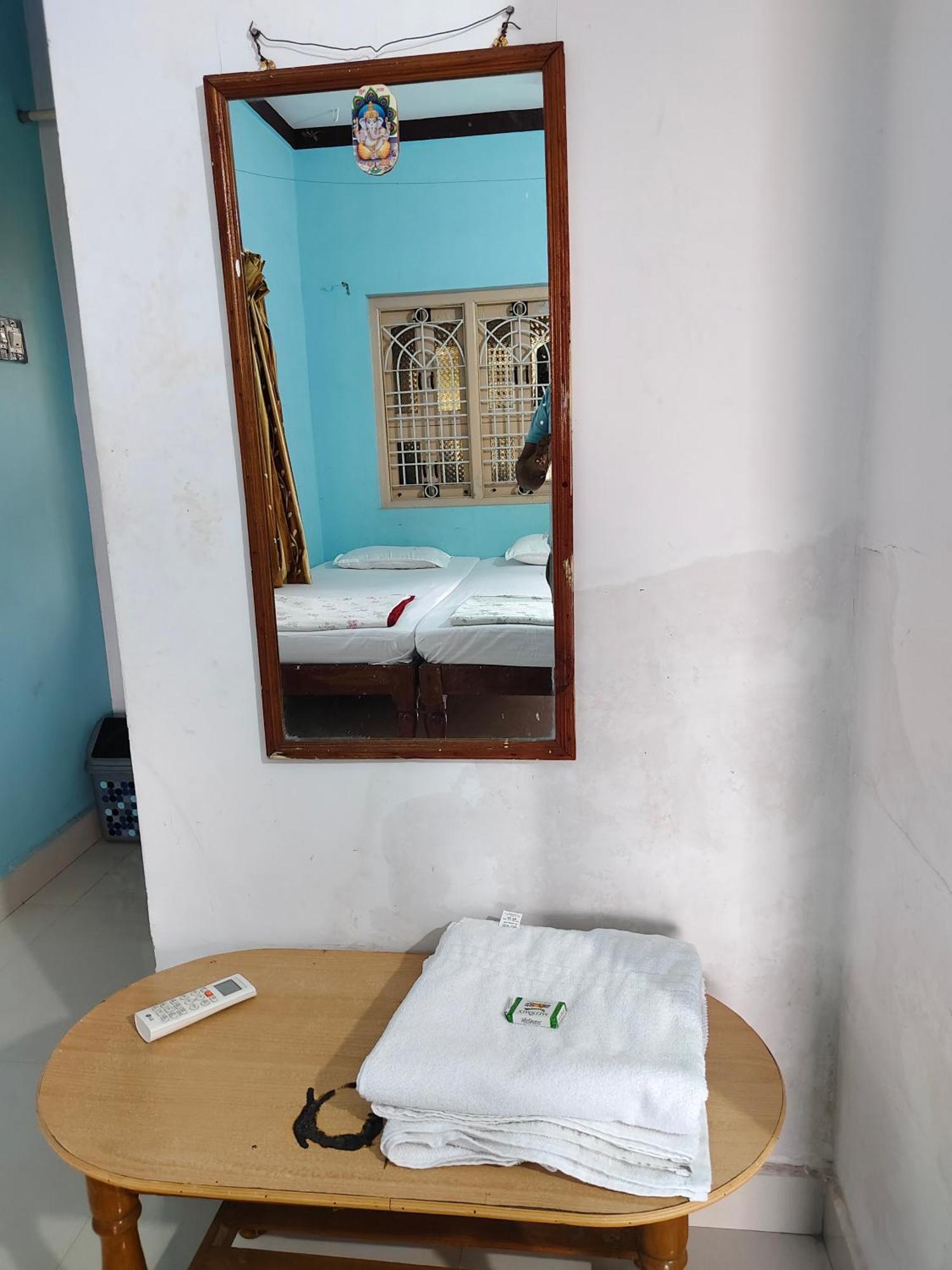 Backpiper Stay Hampi Exterior foto